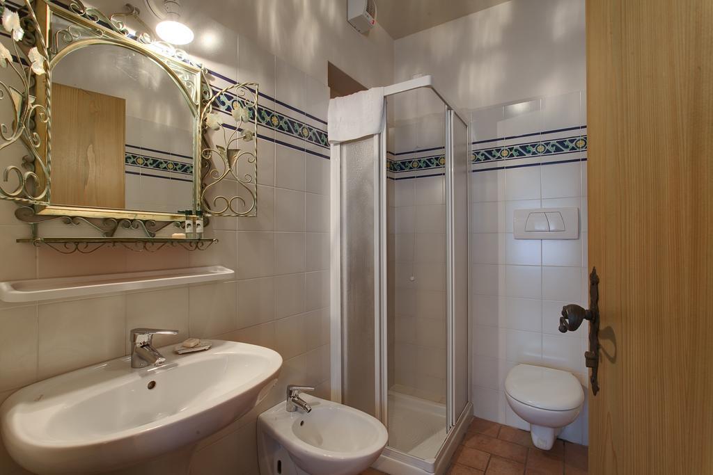 Agriturismo Maso Lizzone Dro Luaran gambar